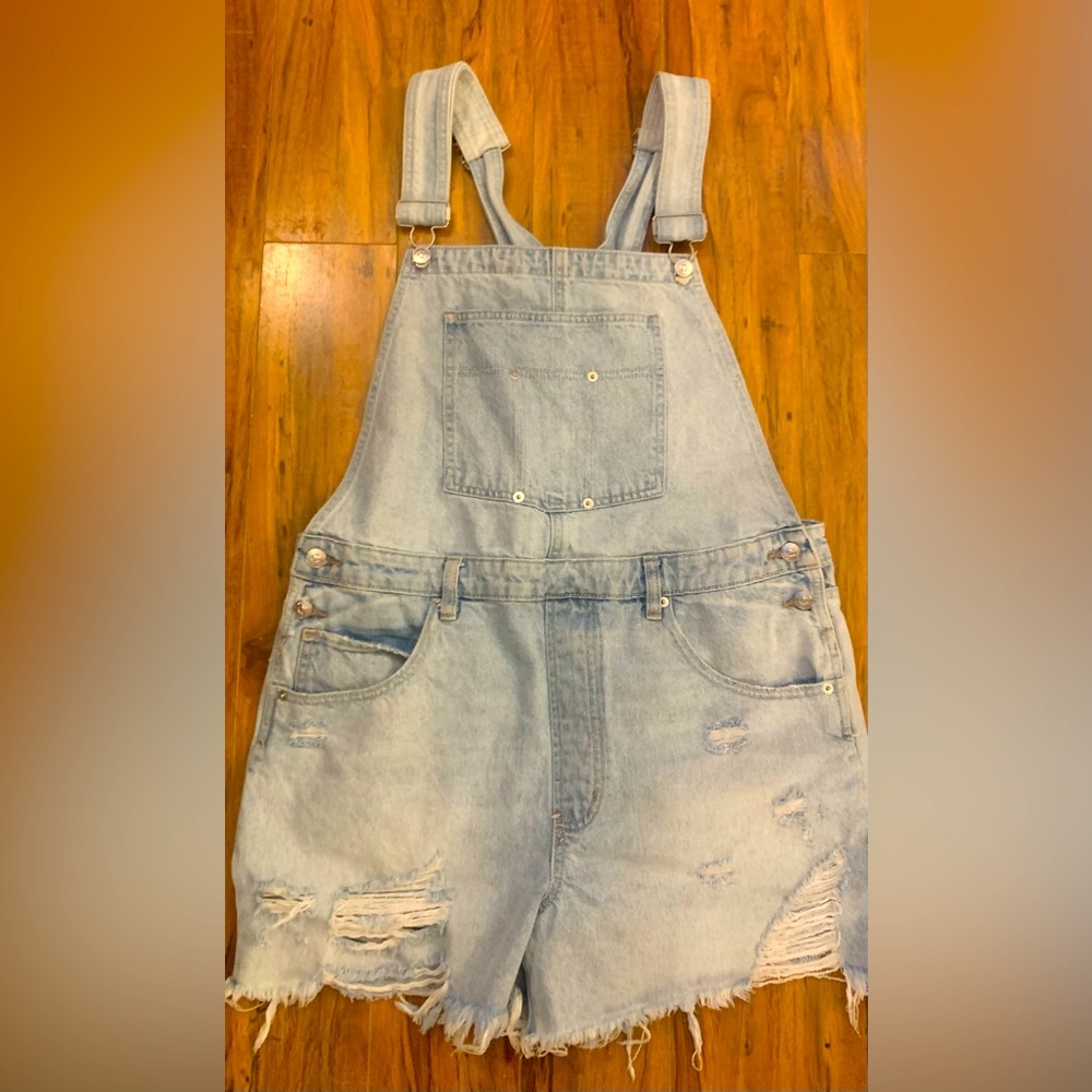 Free People - We The Free - Denim - Jean Shorts Overalls - Size Large - NWOT $98